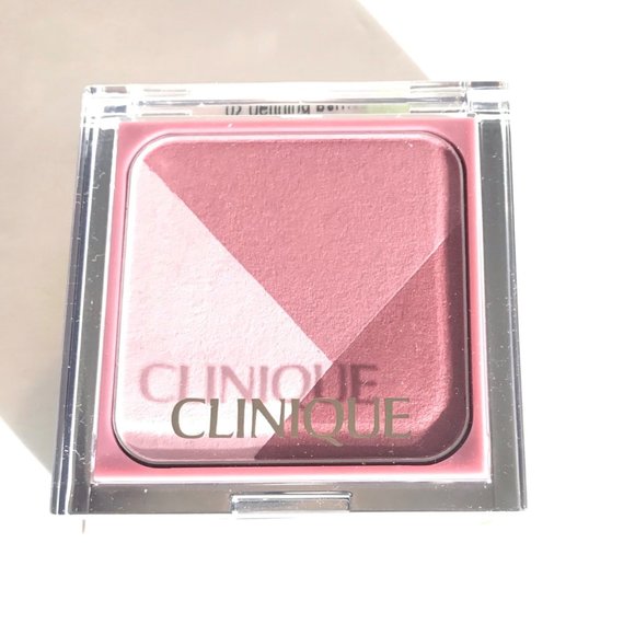 Clinique Makeup Set with 2 Eyeshadow Brushes. NIB. - Picture 4 of 8